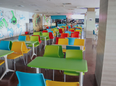 Food Court 
